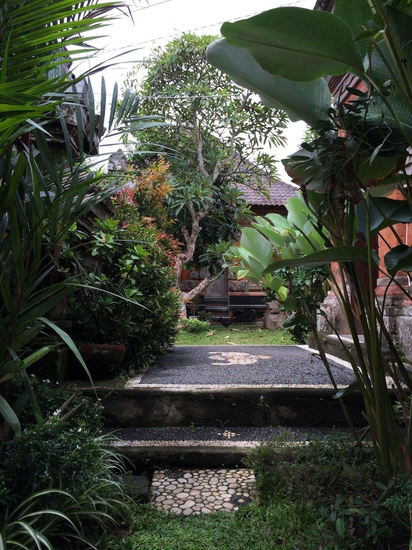 Uma Dewi Guest House Ουμπούντ Εξωτερικό φωτογραφία